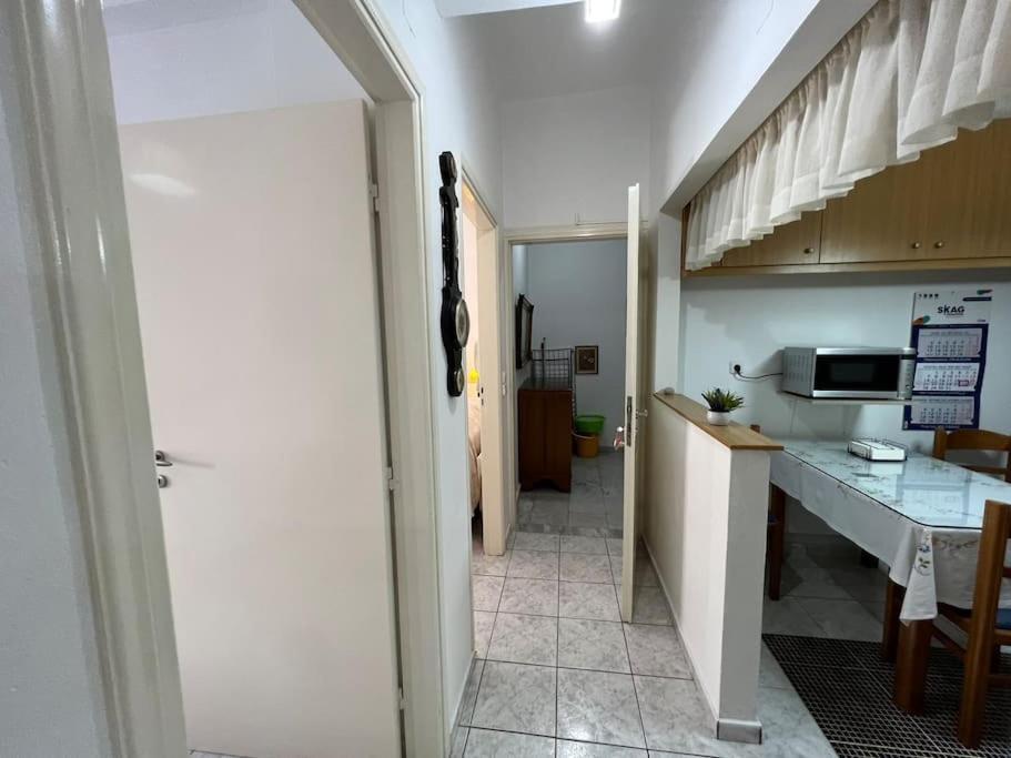 Local Apt Near City Lights 2 Candia Esterno foto
